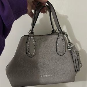 Michael kors pebble leather bag